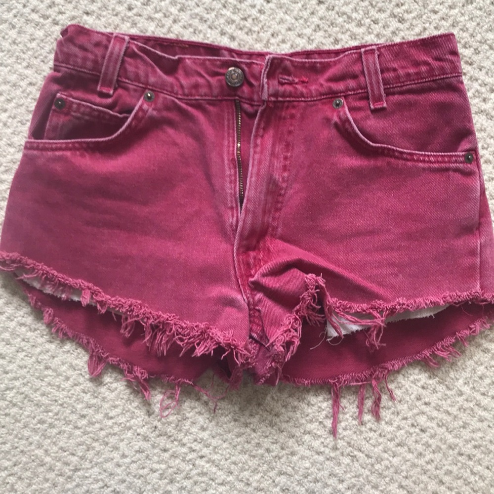 Levi’s cutoff shorts